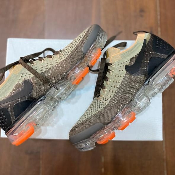 Tênis Nike VaporMax V2