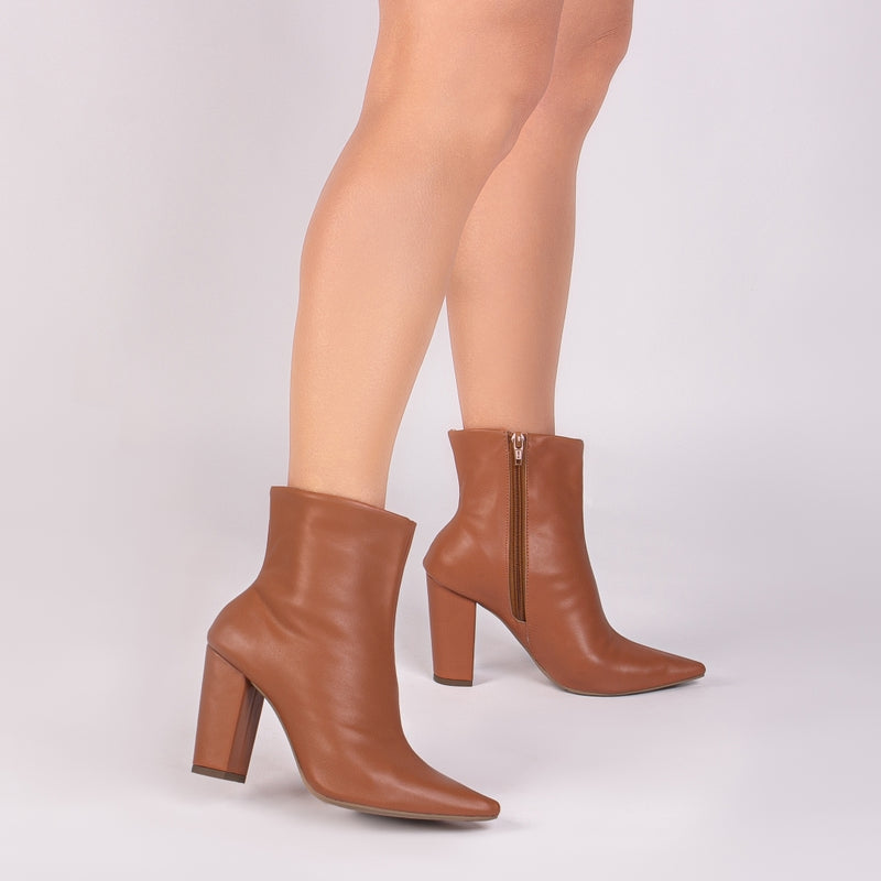 Bota Cano Curto Torricella